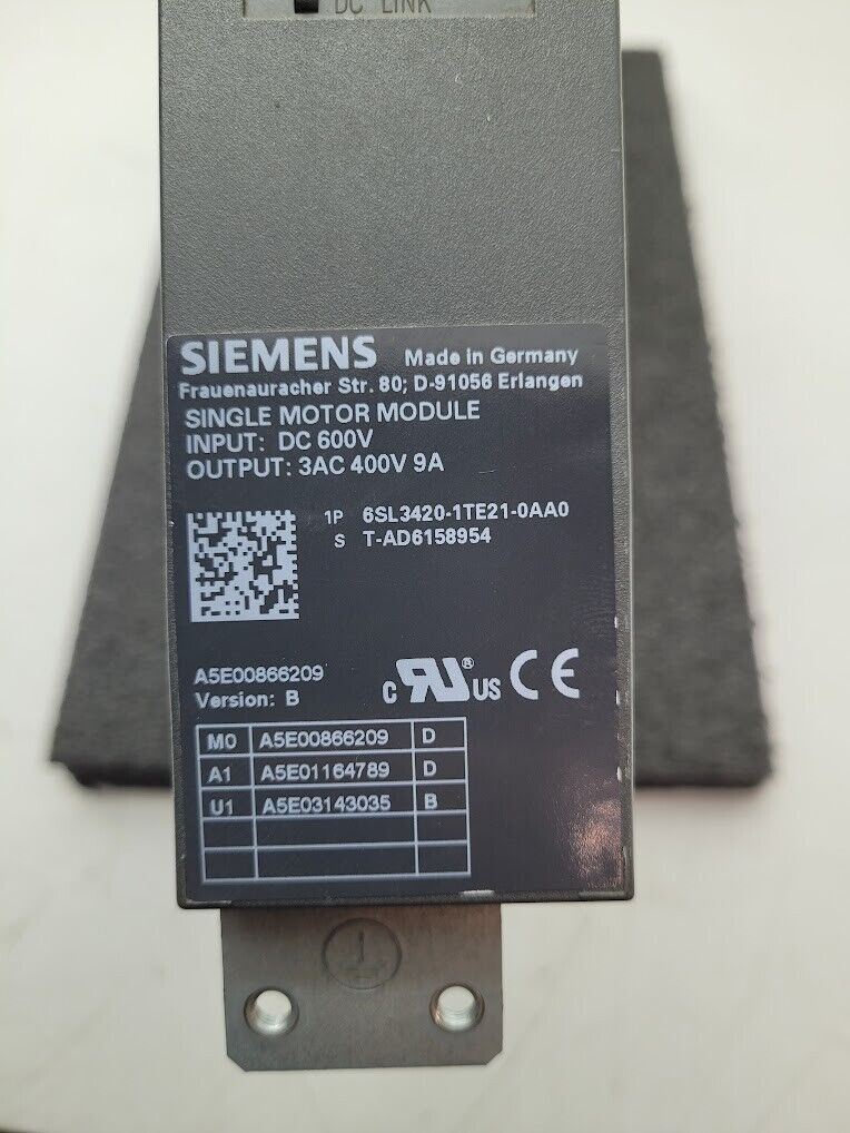 Siemens Sinamics 6SL3420-1TE21-0AA0 Single Motor Module Servo Drive 3Ph 400 "C"