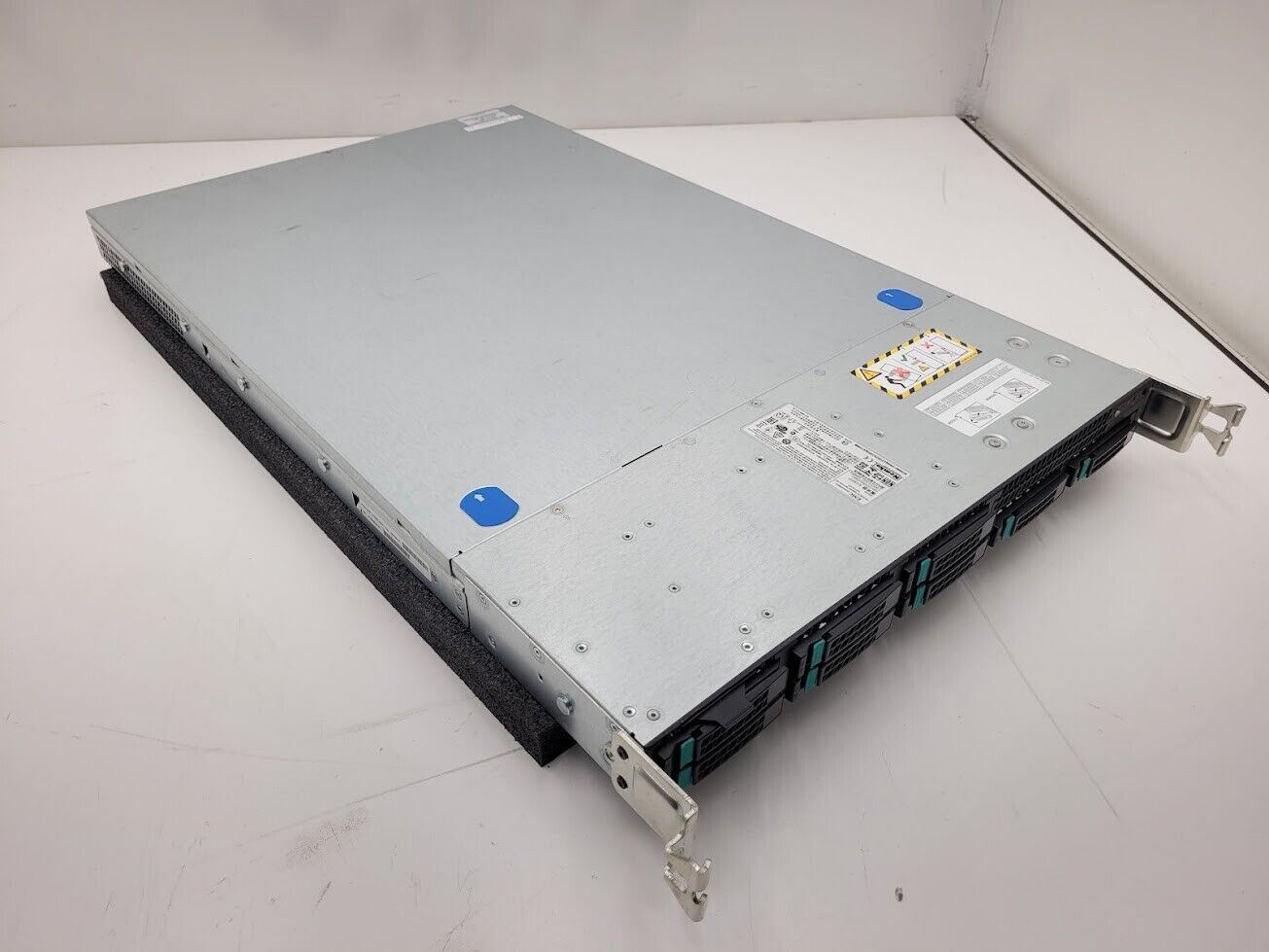 Intel S2600GL 1U 8-Bay SFF SAS Server 2x E5-2658V2 512Gb (16x 32Gb) CX354A 10Gig