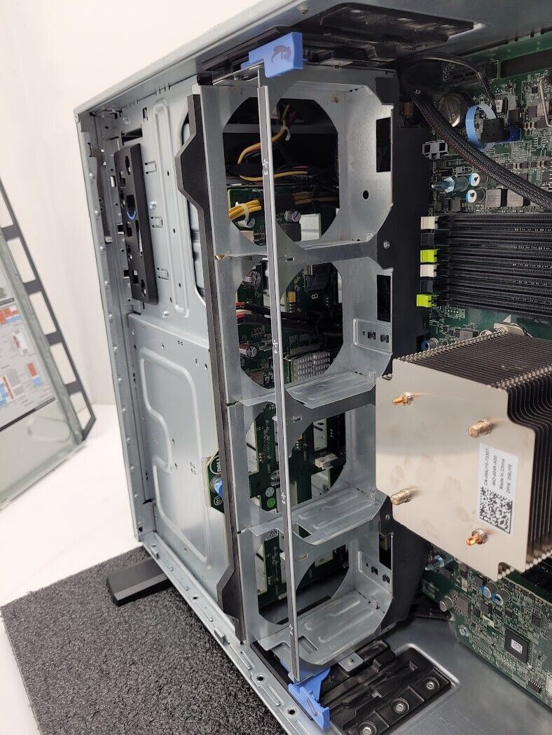 Dell PowerEdge T620 2x Xeon E5-2650v2 32GB Ram Boots to Bios No fans 12 Bay LFF