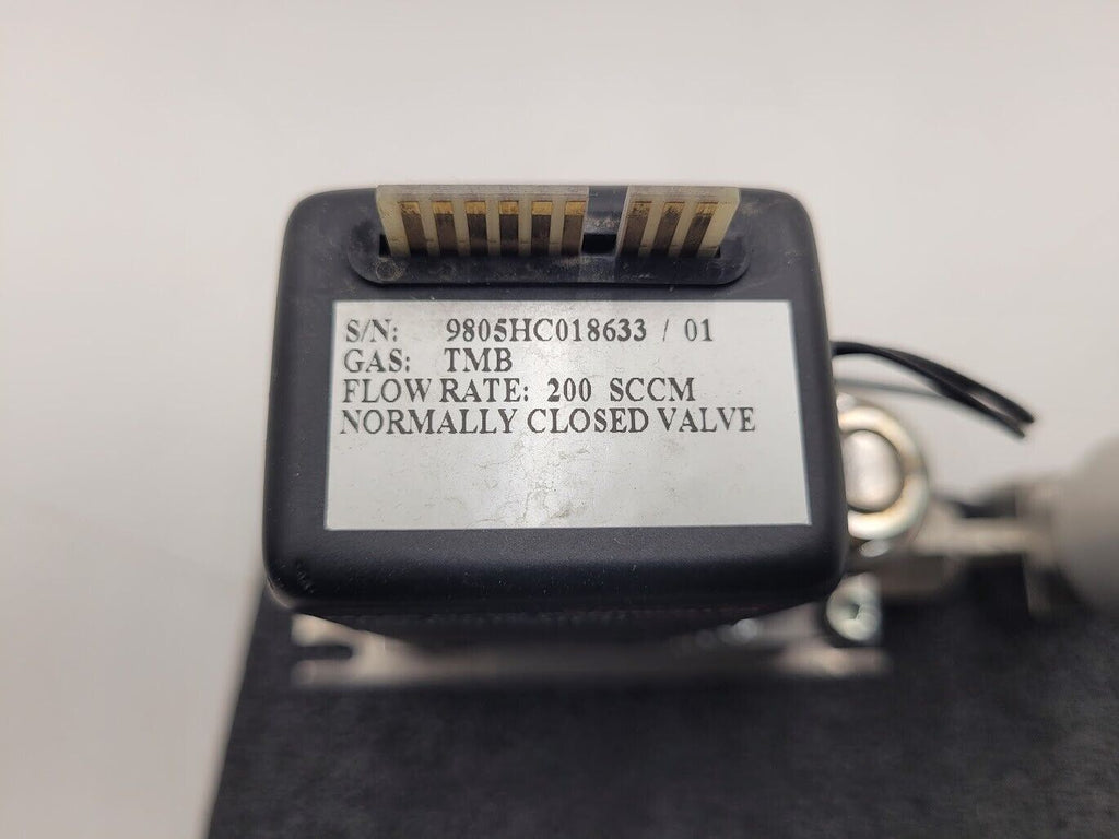 Brooks Instrument 5850EM Mass Flow Controller MFC 5850E TMB Gas 200 SCCM