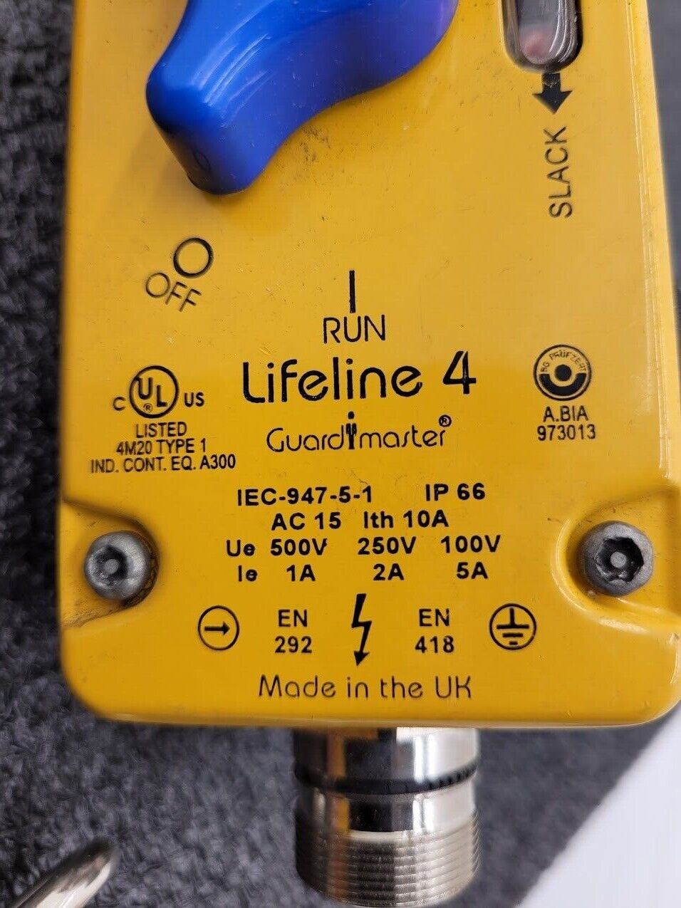 Allen Bradley 440E-L13140 Guardmaster Lifeline 4 Emergency Cable Pull Switch EMO