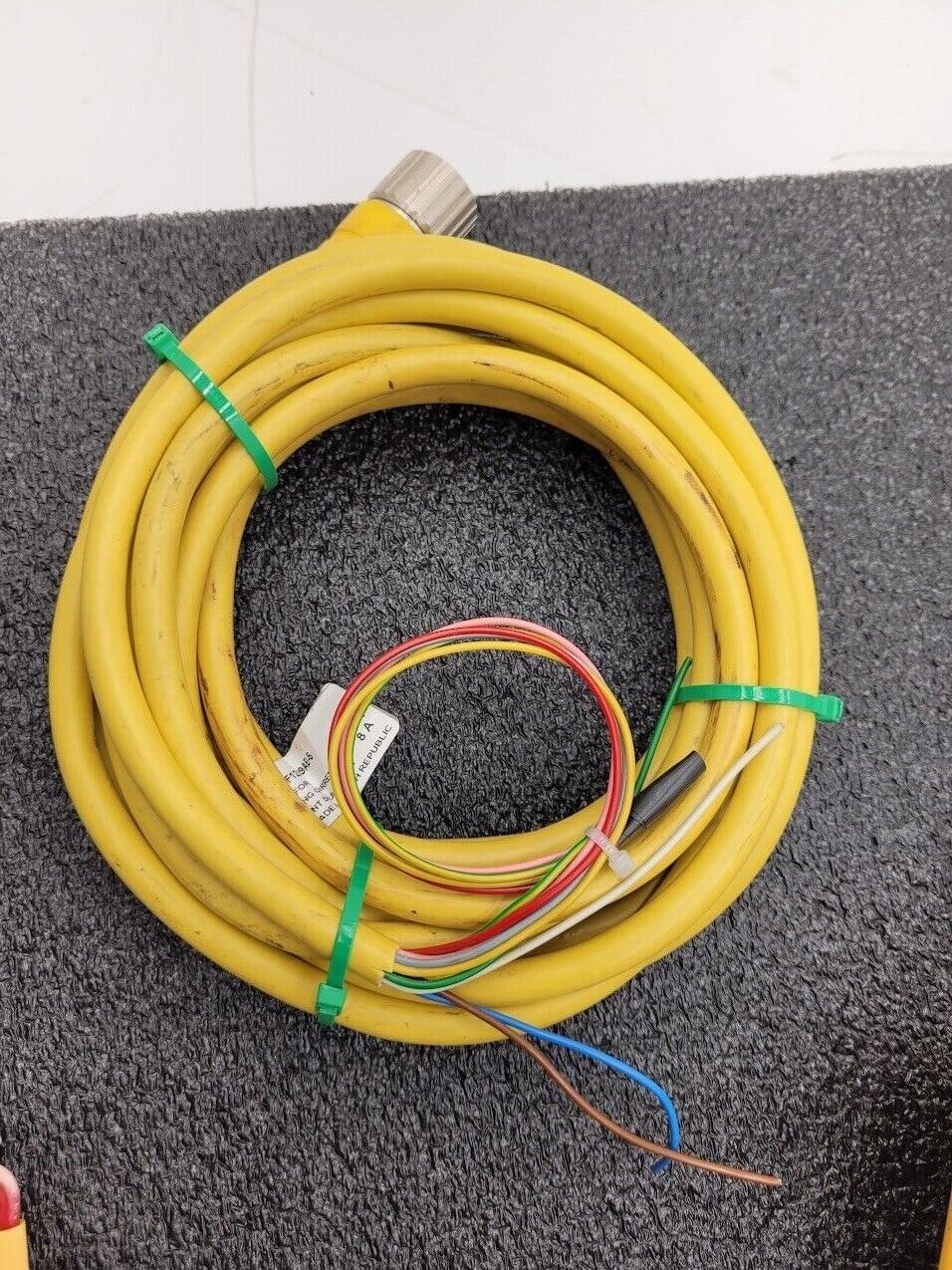 Allen Bradley 440E-L13140 Guardmaster Lifeline 4 Emergency Cable Pull Switch EMO