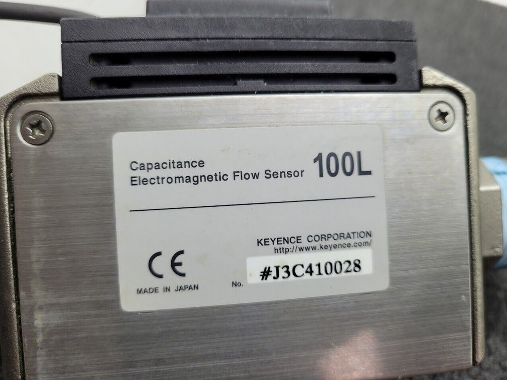 Keyence FD-MZ100ATK Capacitance Electromagnetic Flow Meter 100 L/min Tested 100L