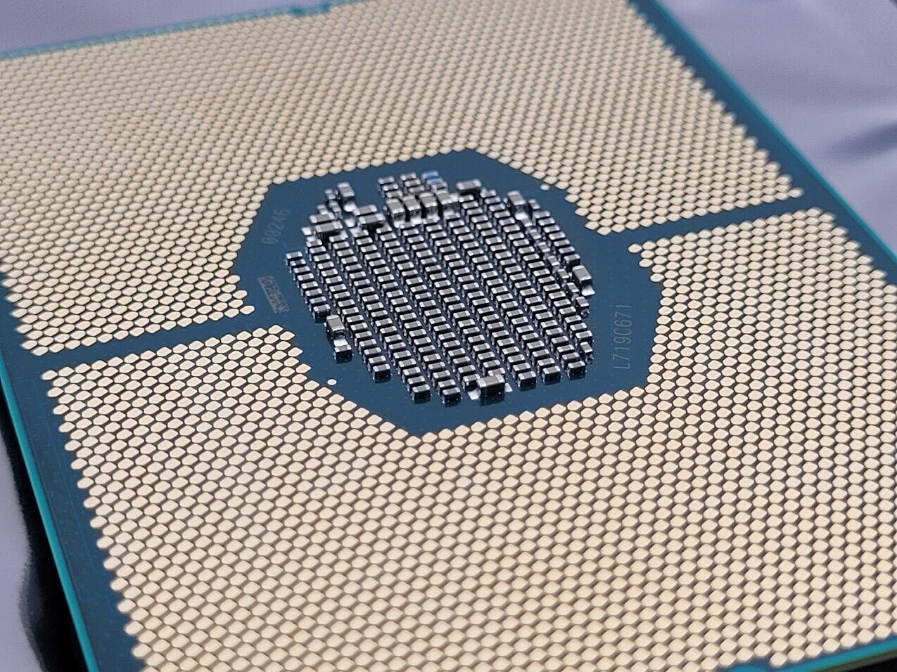 Intel Xeon Gold 6138T SR3J7 2.0 GHz 27.5 MB 20 Core LGA 3647 125W Working Pull