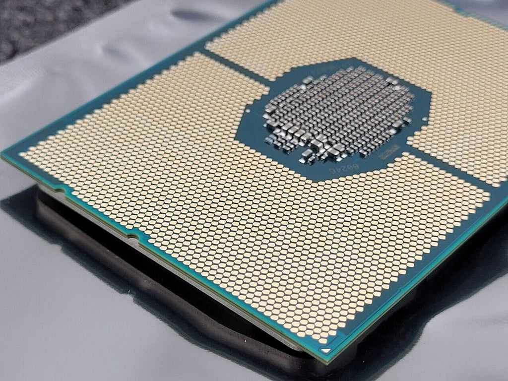 Intel Xeon Gold 6138T SR3J7 2.0 GHz 27.5 MB 20 Core LGA 3647 125W Working Pull