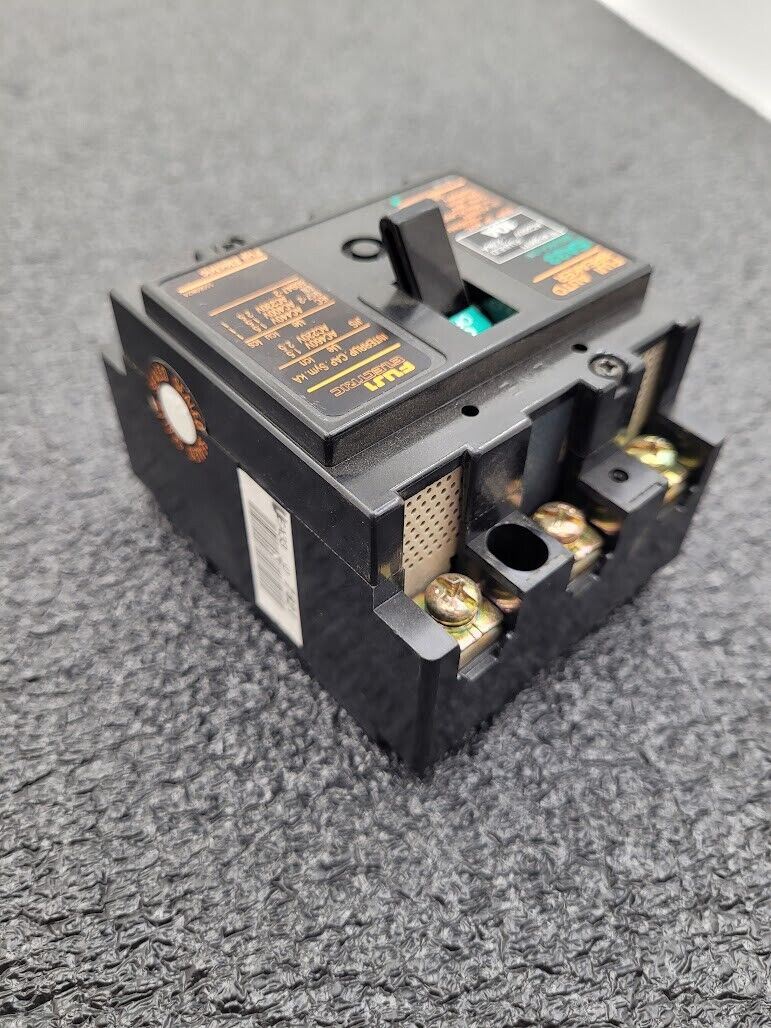 Fuji Electric Auto Breaker Switch EA33 10A 3 Pole BB3AEA-010 AC220V 2.5kA