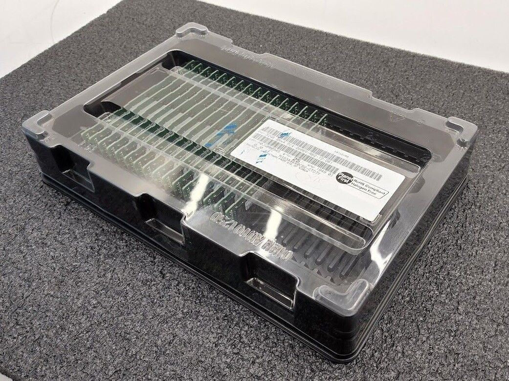 512Gb Samsung 16x 32GB DDR4 2666MHz RDIMM ECC REG RAM Memory M393A4K40CB2CTD7Q