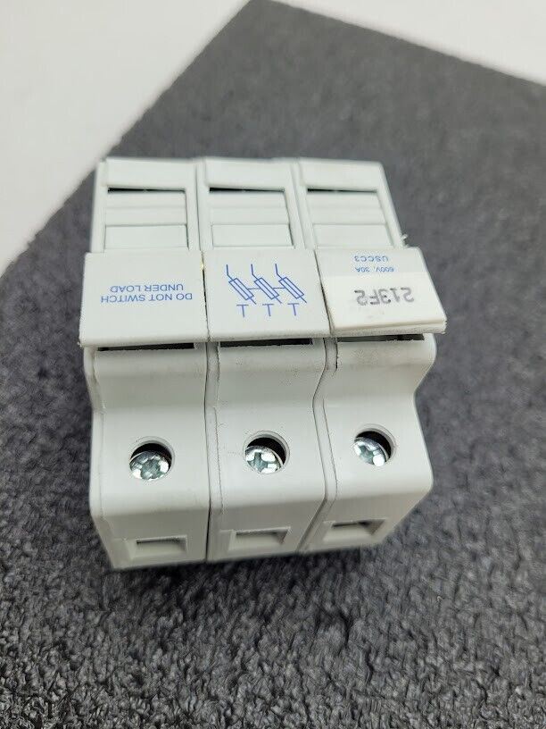 Lot of 11 Ferraz Shawmut USCC3 UltraSafe Fuse Holder 600V ATDR30 30A Fuses DIN