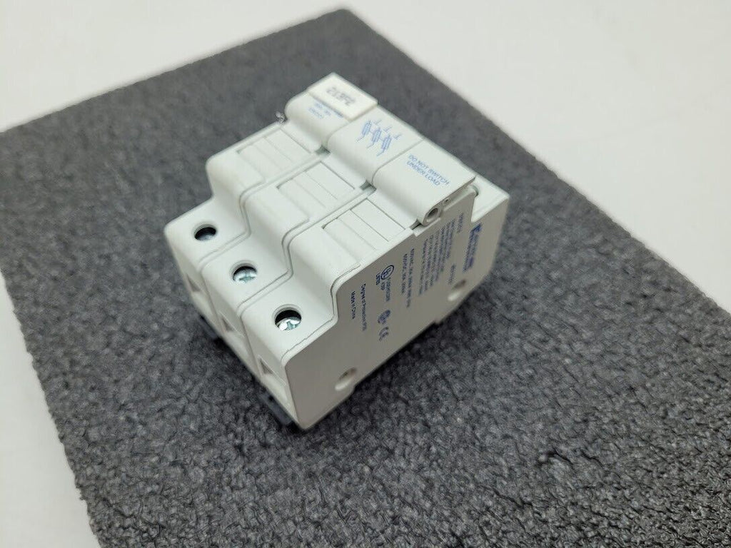 Lot of 11 Ferraz Shawmut USCC3 UltraSafe Fuse Holder 600V ATDR30 30A Fuses DIN