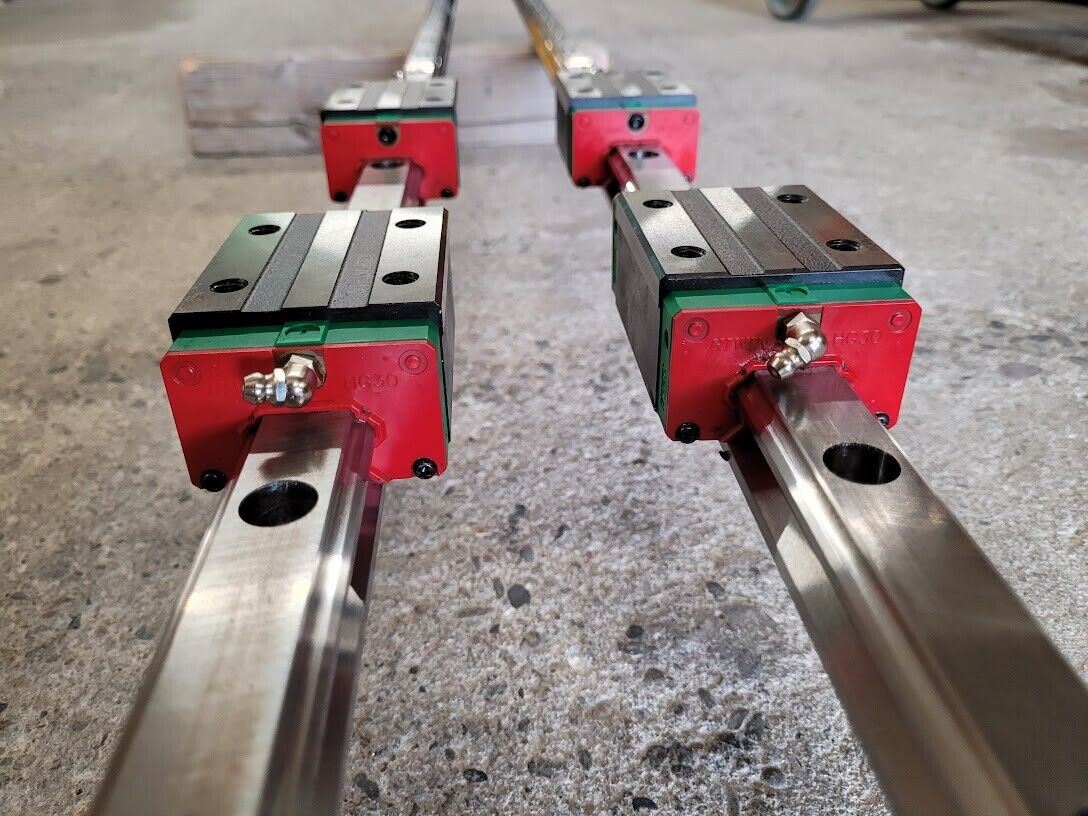 Hiwin HGR30C Linear Guide Rail HGR30 117" 2989mm 4x HGH30CA 130FAT-1A Blocks