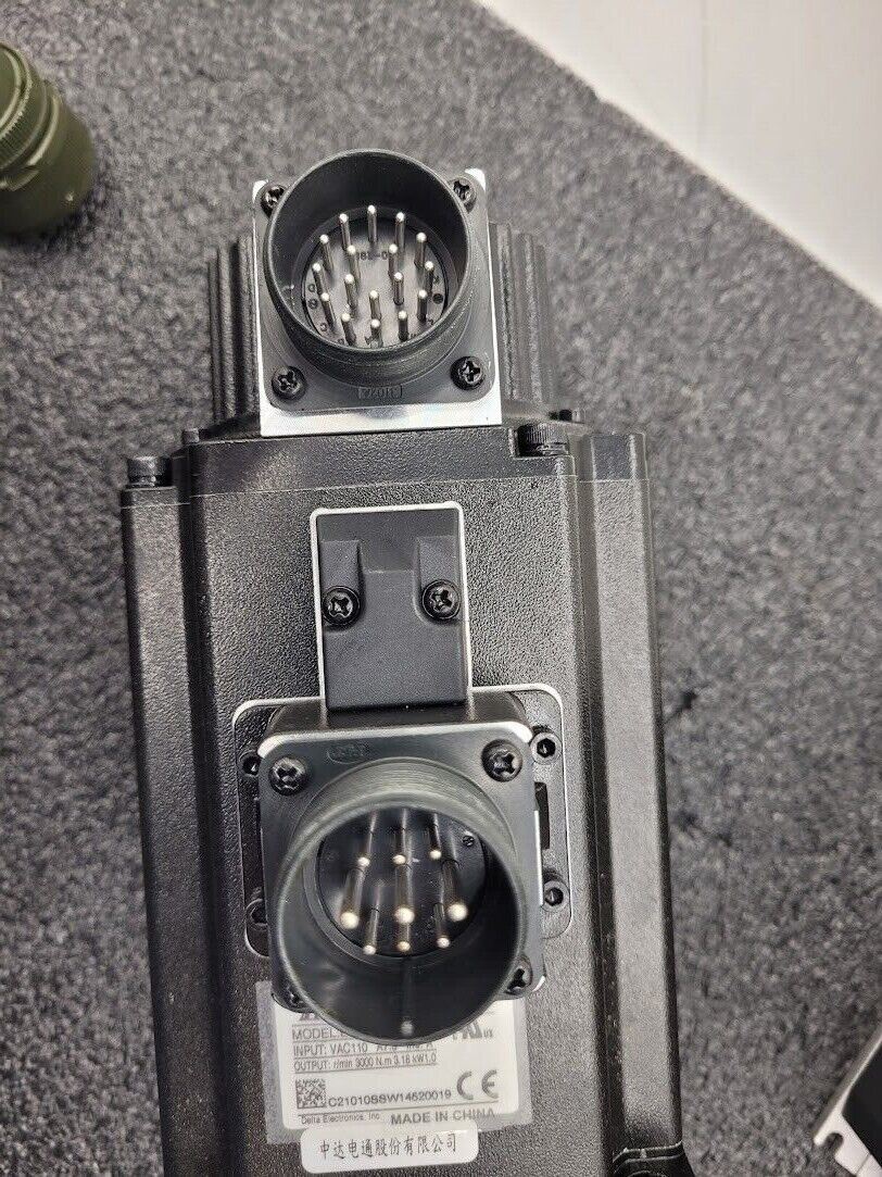 Delta Electronics AC Servo Motor 1KW ECMA-C21010SS w/ Servo Drive ASD-B2-1021-B