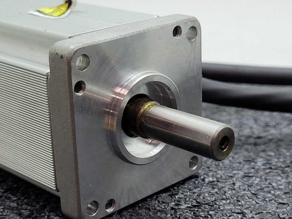 Bosch Rexroth MSM020B-0300-NN-M0-CG0 Servo Motor 92V 1A 0.1KW 200Hz IP65 3000RPM