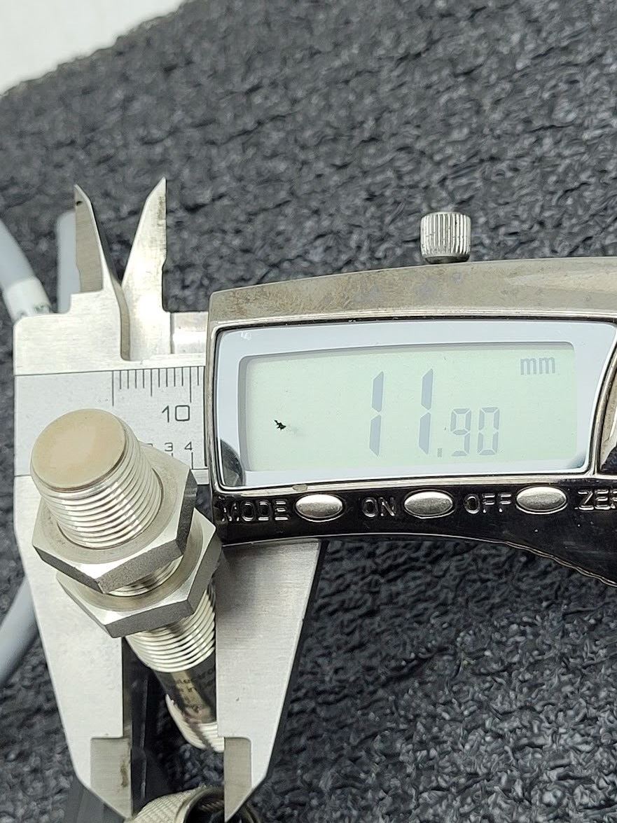 IFM Efector KF5001 Capacitive Sensor 1-6 mm Sensing Range M12x1 60mm L