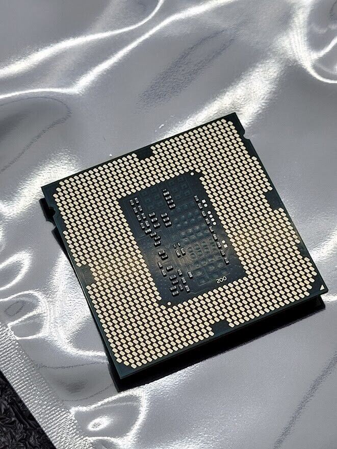 Intel Core i7-4770 SR149 3.40GHz Quad Core LGA1150 8MB Processor CPU