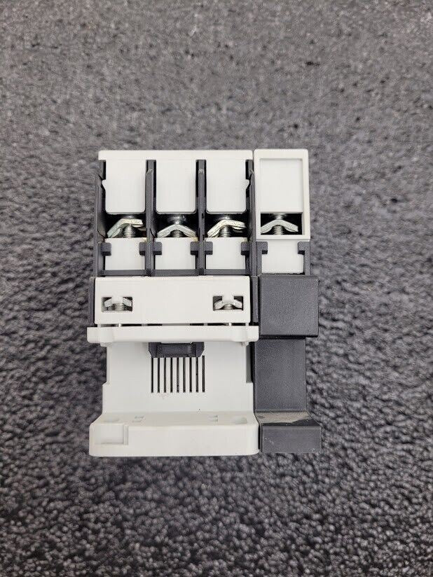 Lovato BF26T4A 4-Pole Contactor 17-51kW 230-690VAC 110-120VAC Coil 50/60Hz