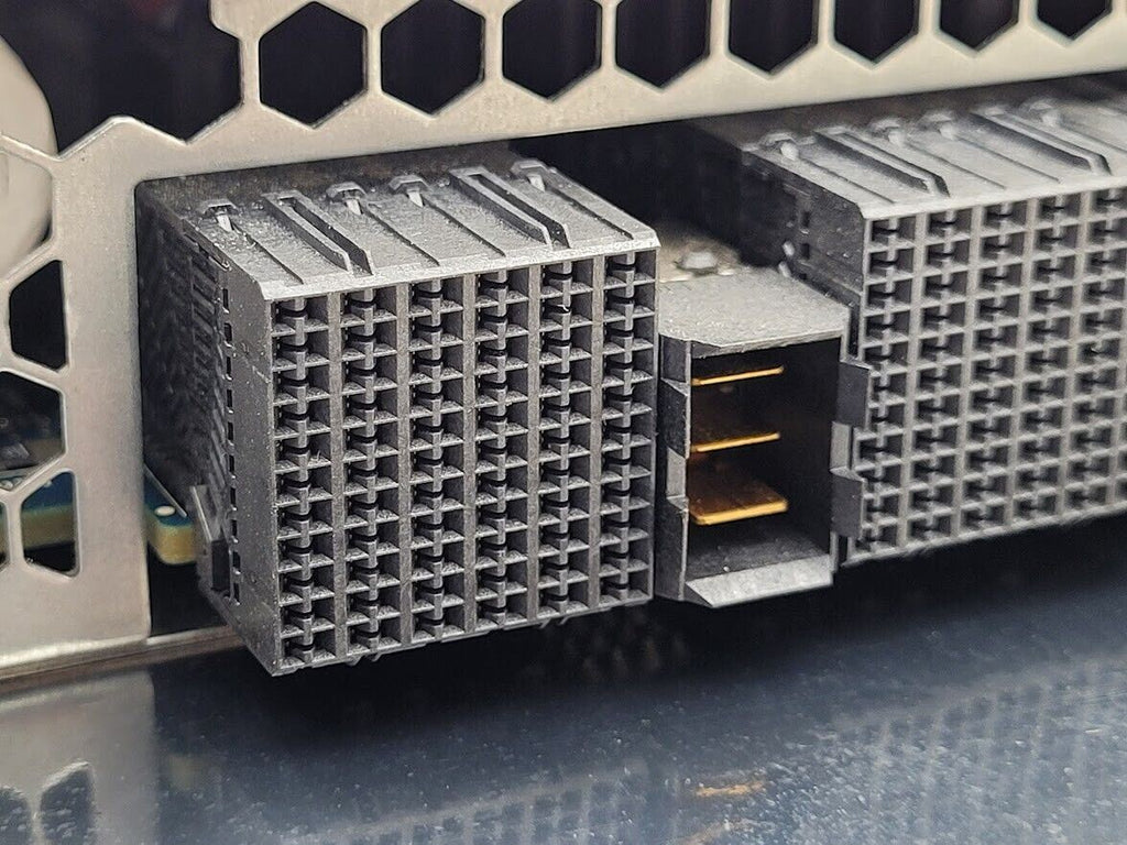 HP P2000 G3 10GbE iSCSI MSA Storage Array System Controller AW595B 582935-002