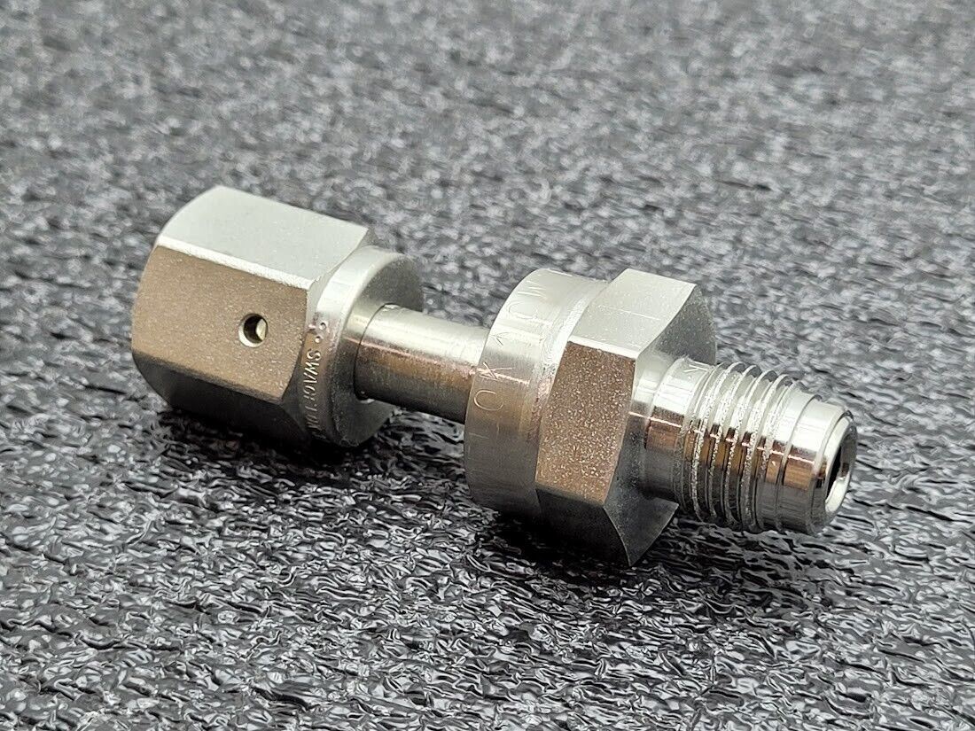 Swagelok High Purity Check Valve 1/4" VCR Male to 1/4" VCR Female 6L-CW4FR4-VR4