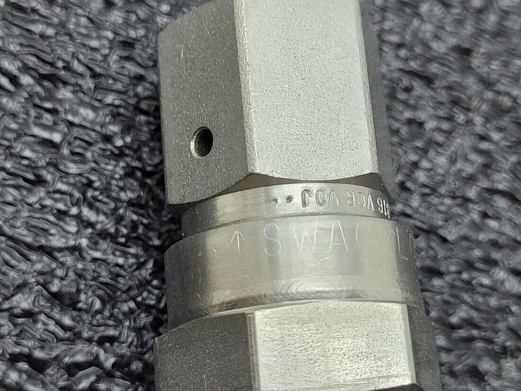 Swagelok High Purity Check Valve 1/4" VCR Male to 1/4" VCR Female 6L-CW4FR4-VR4