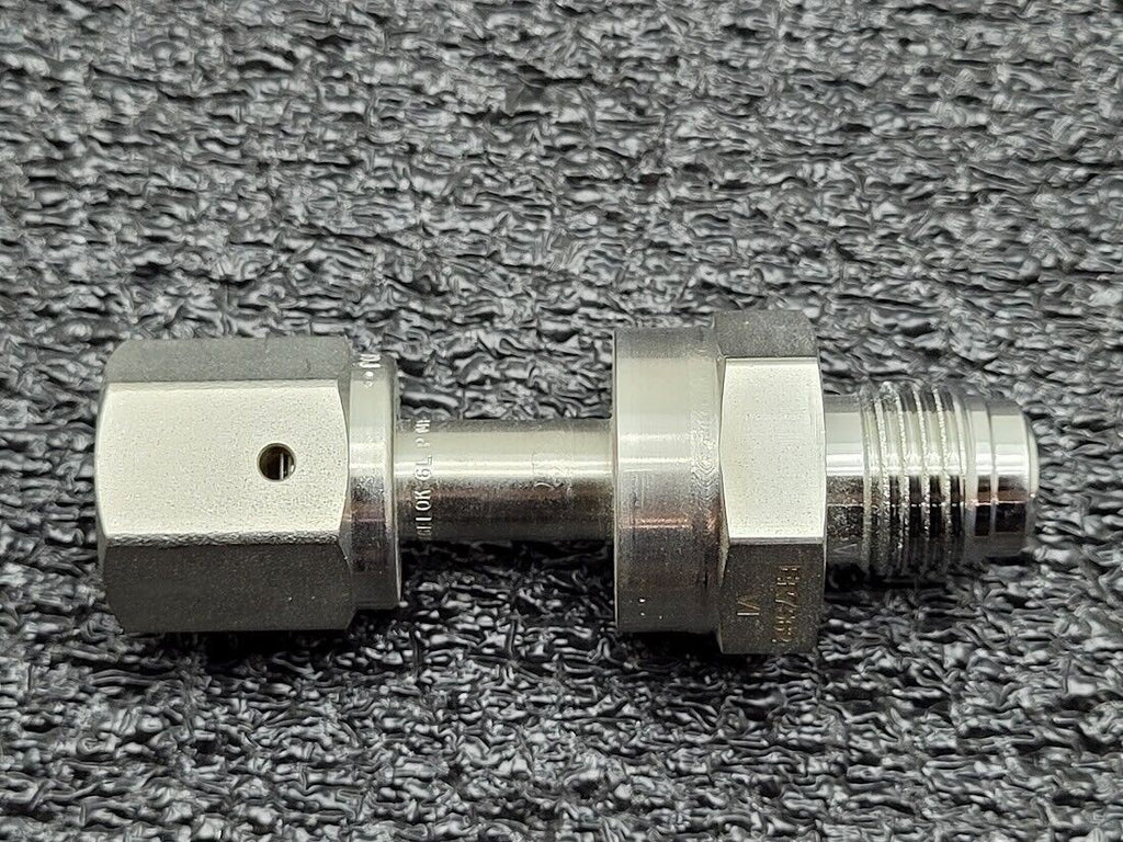 Swagelok High Purity Check Valve 1/4" VCR Male to 1/4" VCR Female 6L-CW4FR4-VR4