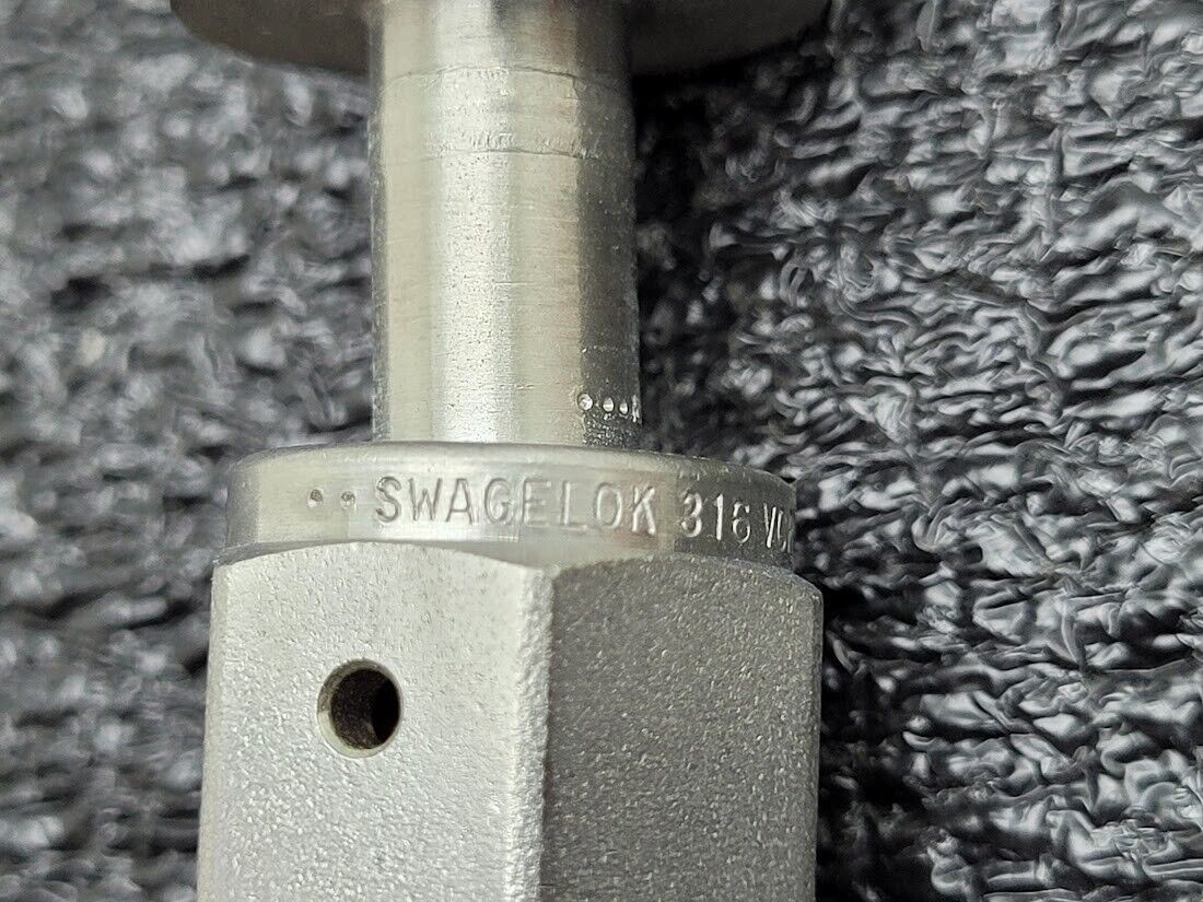 Swagelok High Purity Check Valve 1/4" VCR Male to 1/4" VCR Female 6L-CW4FR4-VR4