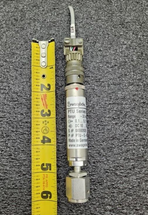 Swagelok UHP PTU-S-NC60-23AC Ultra High Purity High Vacuum / Pressure Transducer