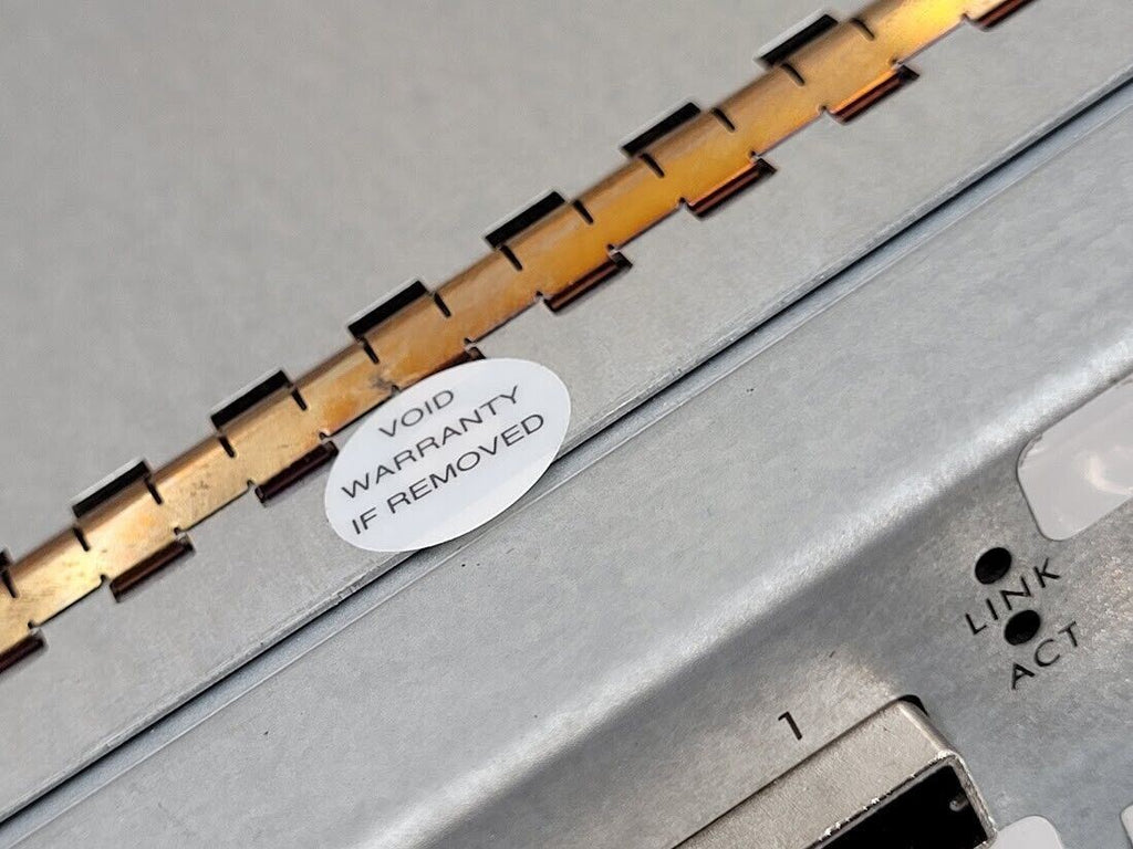 Dot Hill Module 81-00000067-02-05 FRUK49-01 4-6 Gig SAS Disk Array Controller