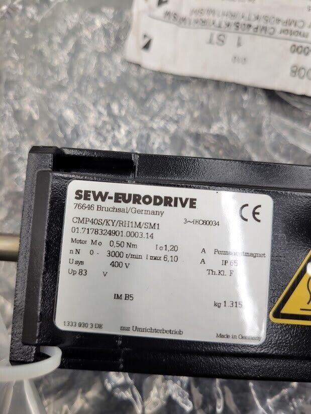 SEW CMP40S/KY/RH1M/SM1 CMP40SKYRH1MSM1 400V 3000RPM Servo Motor 0.5Nm IP65