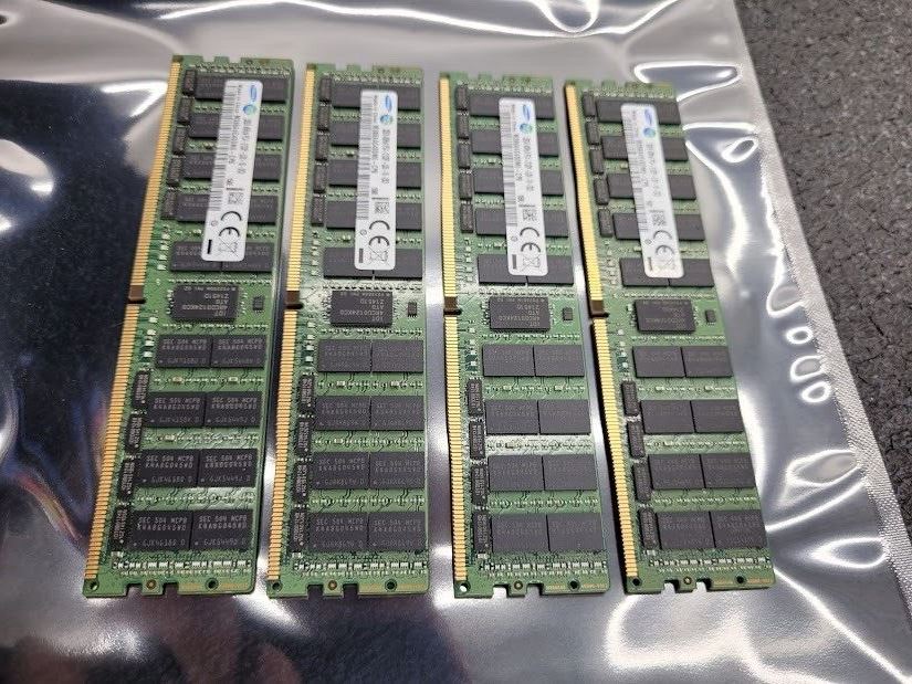 Lot of 4 Samsung 32GB 4DRx4 PC4-2133P M386A4G40DM0-CPB PC4 ECC Ram 128GB total