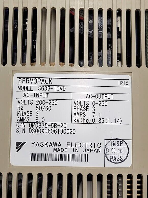 Yaskawa ServoPack Servo Motor Drive SGDB-10VD 1HP SCM Tech 80