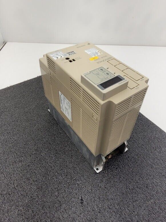 Yaskawa ServoPack Servo Motor Drive SGDB-05VD 1/2HP w/ JUSP-OP03A SCM Tech 80