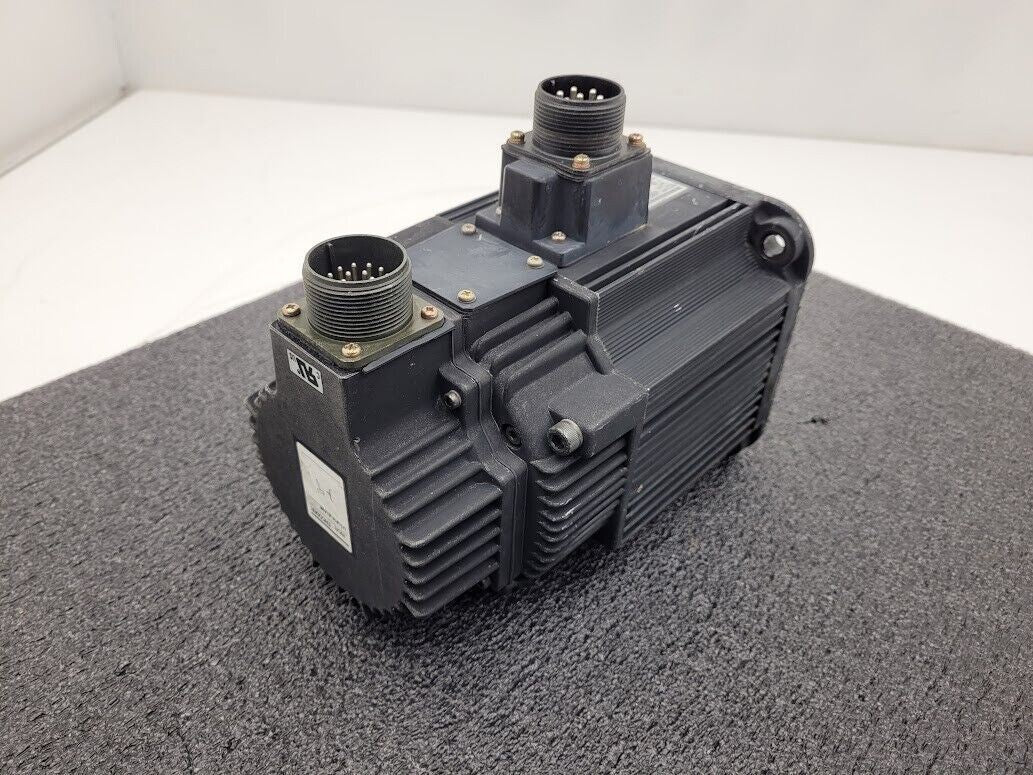 Yaskawa SGMG-09V2ABC AC Servo Motor .85Kw 850W 1500RPM