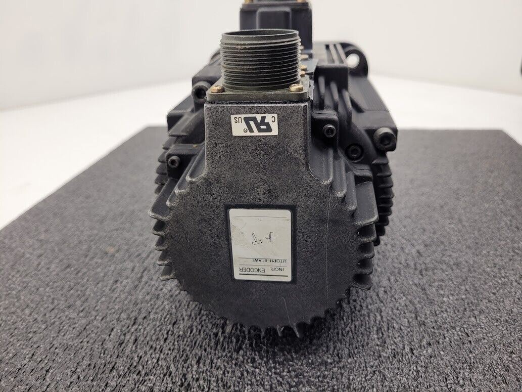 Yaskawa SGMG-09V2ABC AC Servo Motor .85Kw 850W 1500RPM