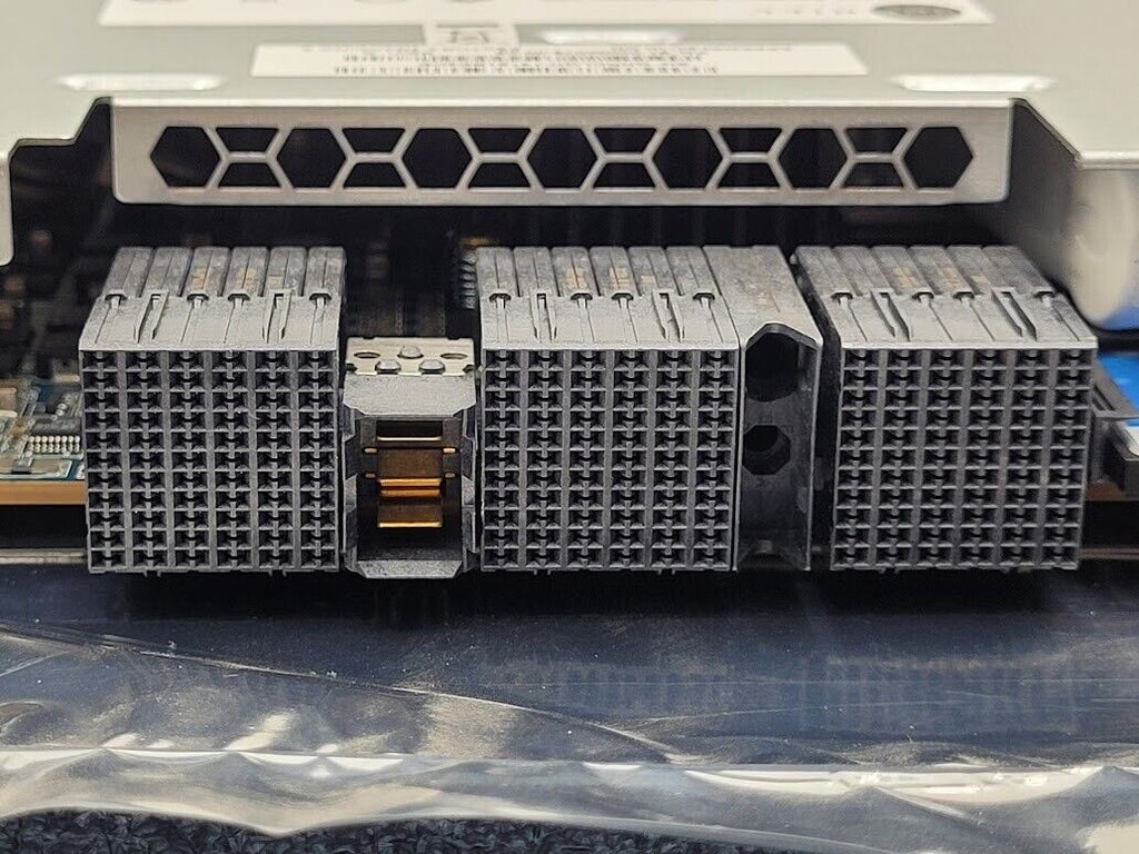 Dot Hill FRUTC05-01 12Gb SAS / FC Disk Array Controller Module 81-00000078-00-09