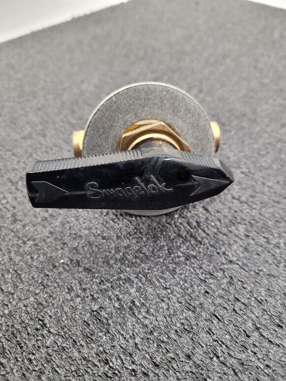 Swagelok B-44XS6 Brass 1-Piece 40 Series 3-Way Ball Valve Working Pull 1500 PSI