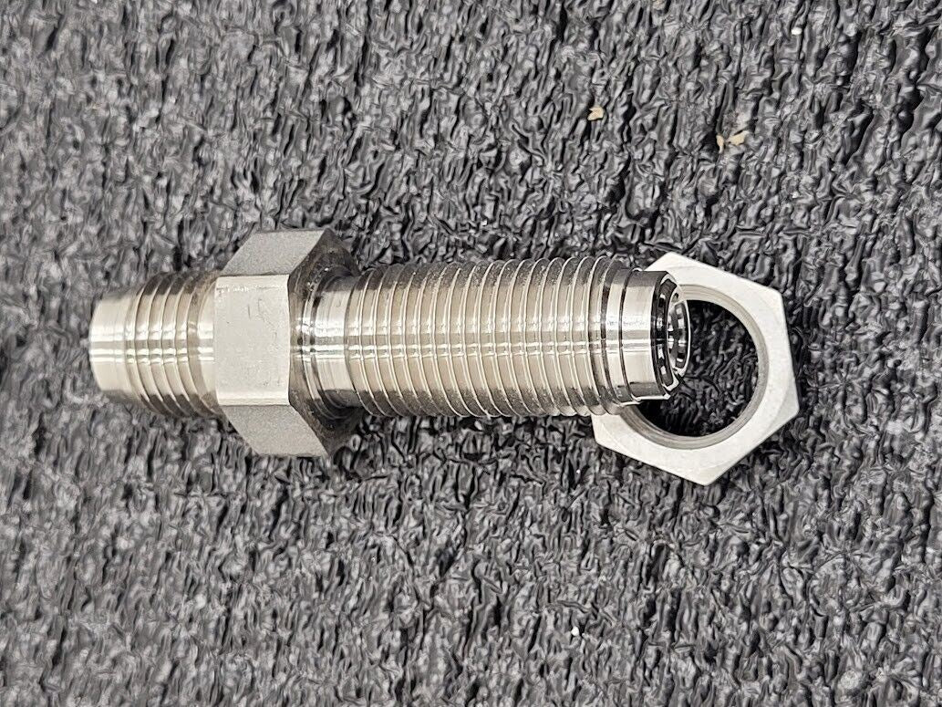 Swagelok SS-4-VCR-61 316SS Bulkhead Fitting VCR Face Seal Fitting 1/4" VCR Male