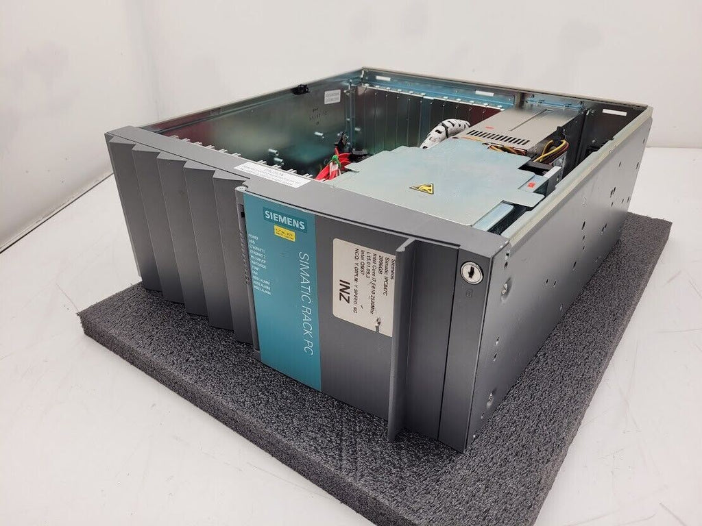 Siemens 6AG4114-1RR22-2BX6 Simatic PROFINET Rack PC IPC847C i7-640 4Gb NO Top