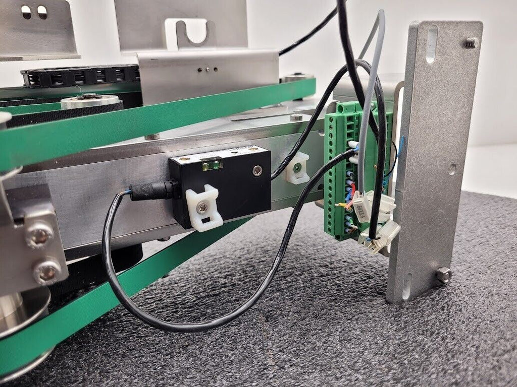 Beckhoff Stepper Motor Driven Extendable 2 Belt Conveyor 13" to 19" Extension B