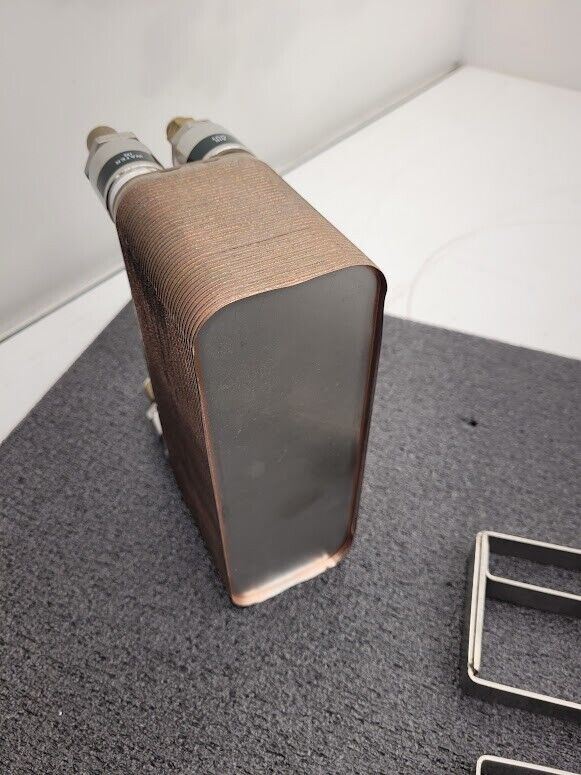 GEA GBS 100M-40 Brazed Plate Heat Exchanger 8"x4"x3" 40 Plates 450PSI 0.5l/0.48l