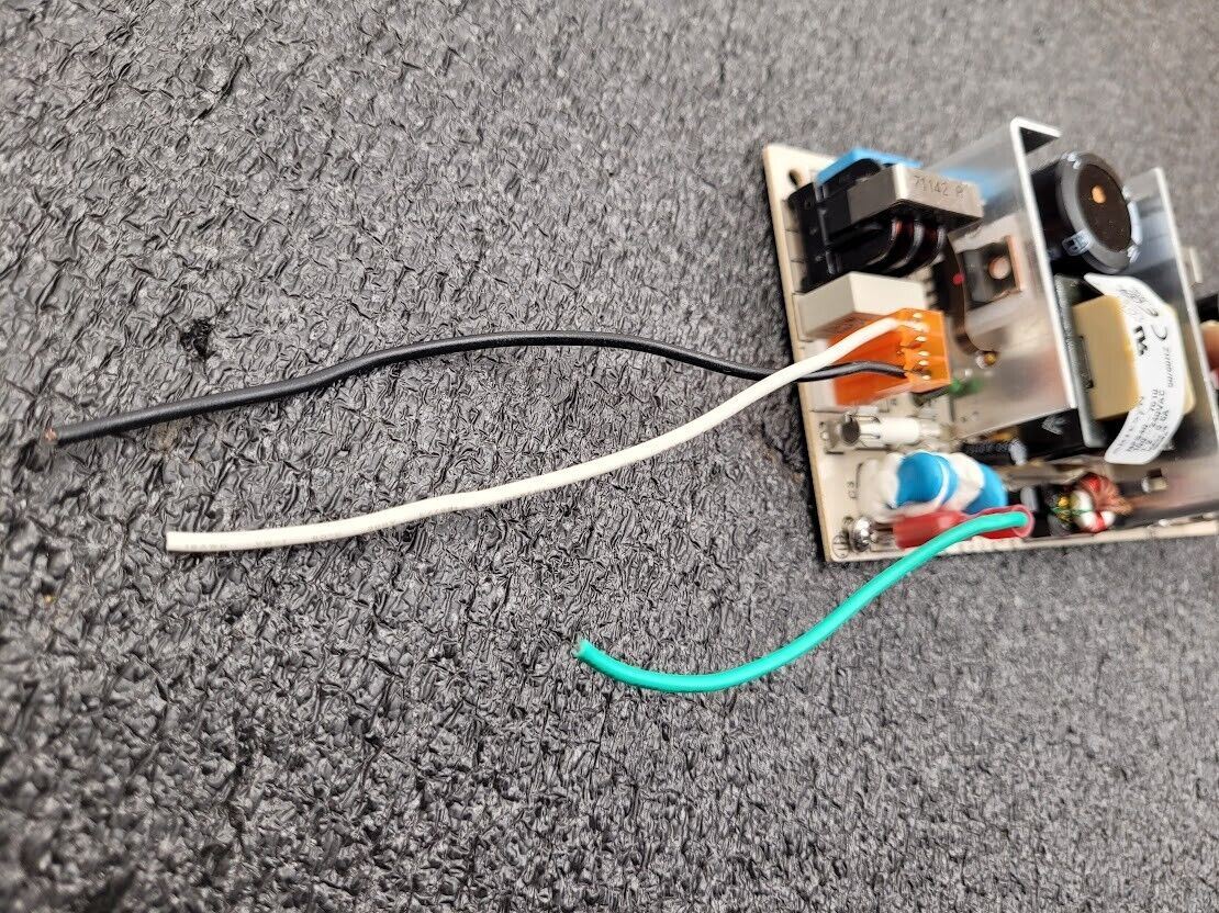 Artesyn Computer Products  NFS40-7610 Switching Power Supply  5.1V +/-15V 40W