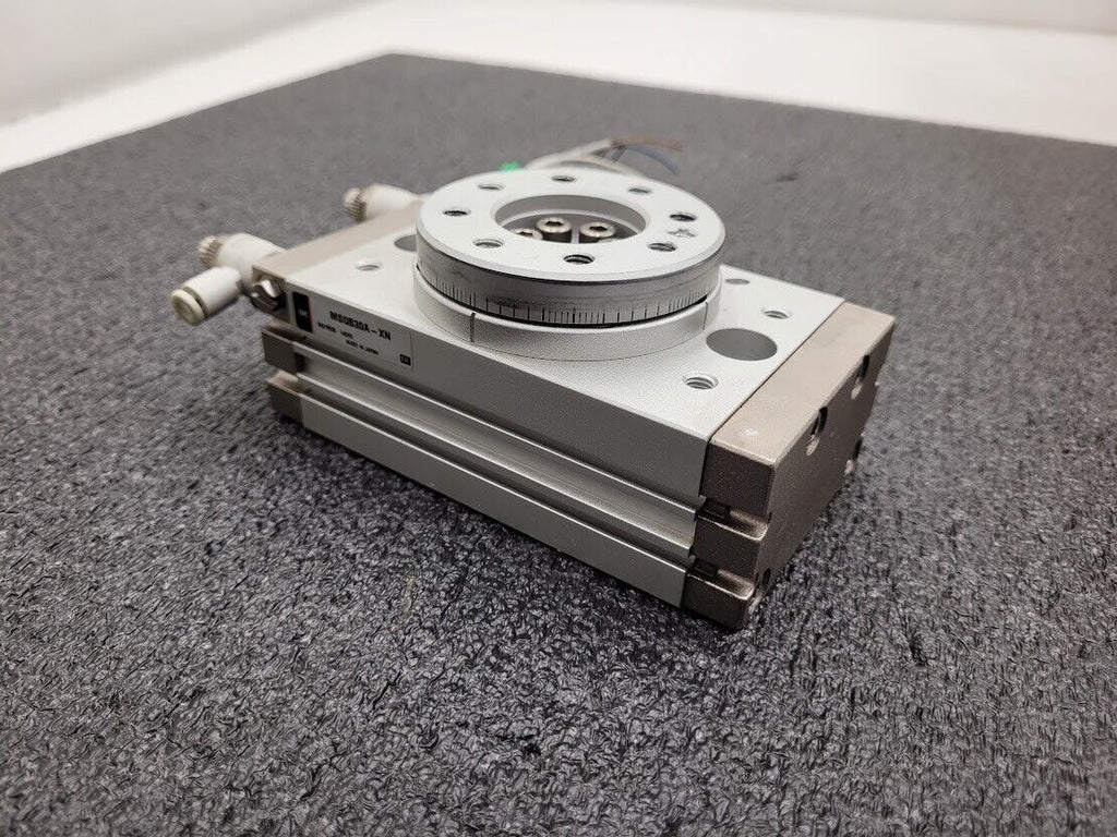 SMC MSQB30A-XN Rotary Table Max Pressure 1.0MPa 145psi 5/32 Air Line Connector
