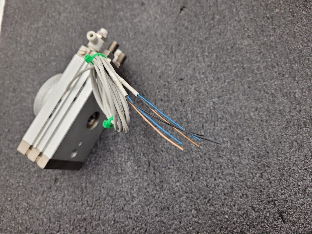 SMC MSQB30A-XN Rotary Table Max Pressure 1.0MPa 145psi 5/32 Air Line Connector