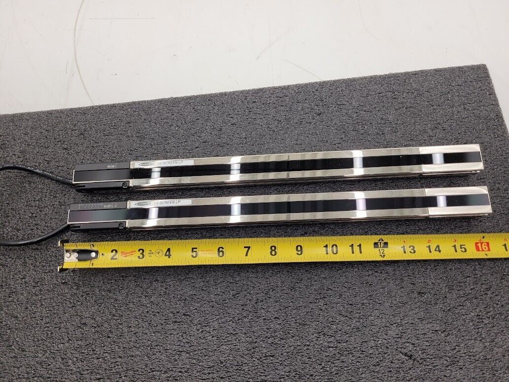 Banner SLPE25-410NP8 SLPR25-410NP8 Light Curtain Kit 410mm Long 0.1-7m Range 24V