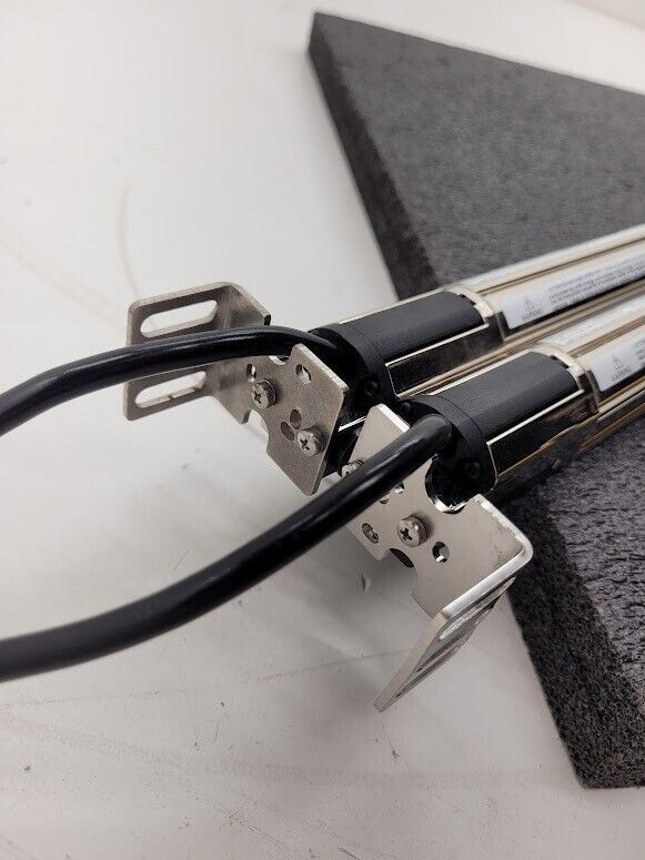 Banner SLPE14-690NPS SLPR14-690NPS Light Curtain Kit 690mm Long 0.1-7m Range