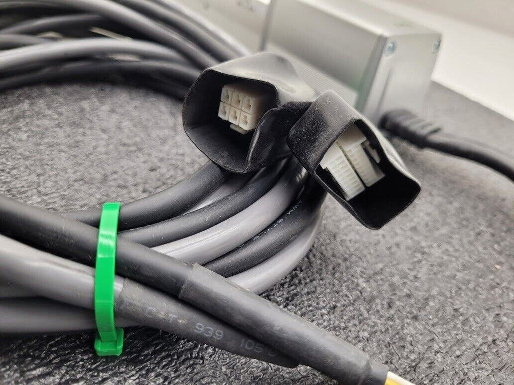 IAI Robo Cylinder Linear Piston Actuator 100mm Stroke w/ RCP2 24VDC Controller