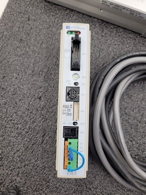 IAI Robo Cylinder Linear Piston Actuator 100mm Stroke w/ RCP2 24VDC Controller