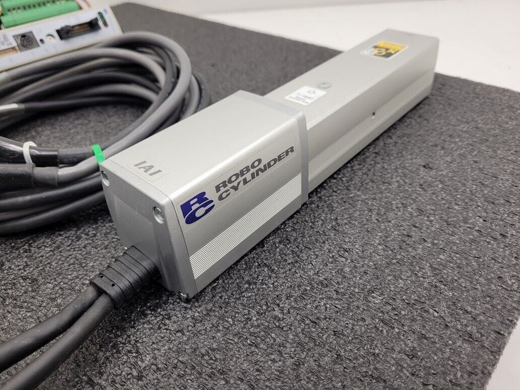 IAI Robo Cylinder Linear Piston Actuator 100mm Stroke w/ RCP2 24VDC Controller