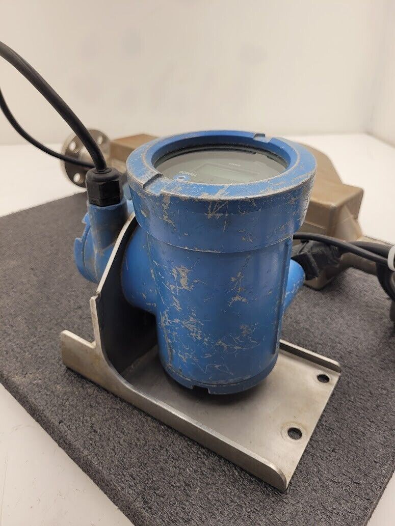 Micro Motion Mass Flow Coriolis Meter Sensor R100S128NQBZEZZZZ w/ Transmitter 1"