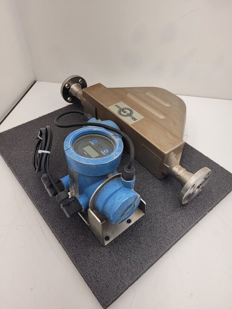 Micro Motion Mass Flow Coriolis Meter Sensor R100S128NQBZEZZZZ w/ Transmitter 1"