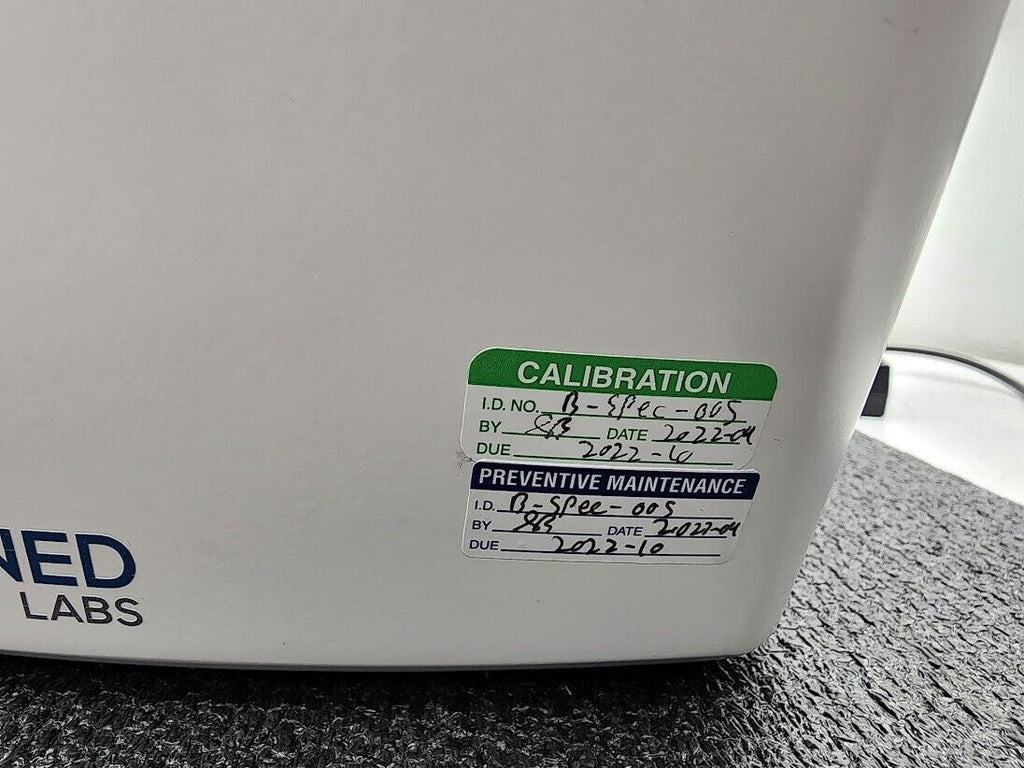 unCHAINED LABS Little Lunatic UV/Vis Absorbance Spectrometer DNA Quantification