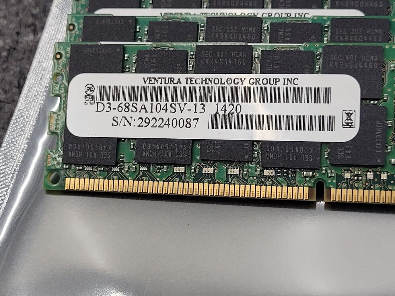 8 Sticks of 16GB - 128GB Total PC3-14900R 1866MHz D3-68SA104SV-13 DDR3 ECC RAM